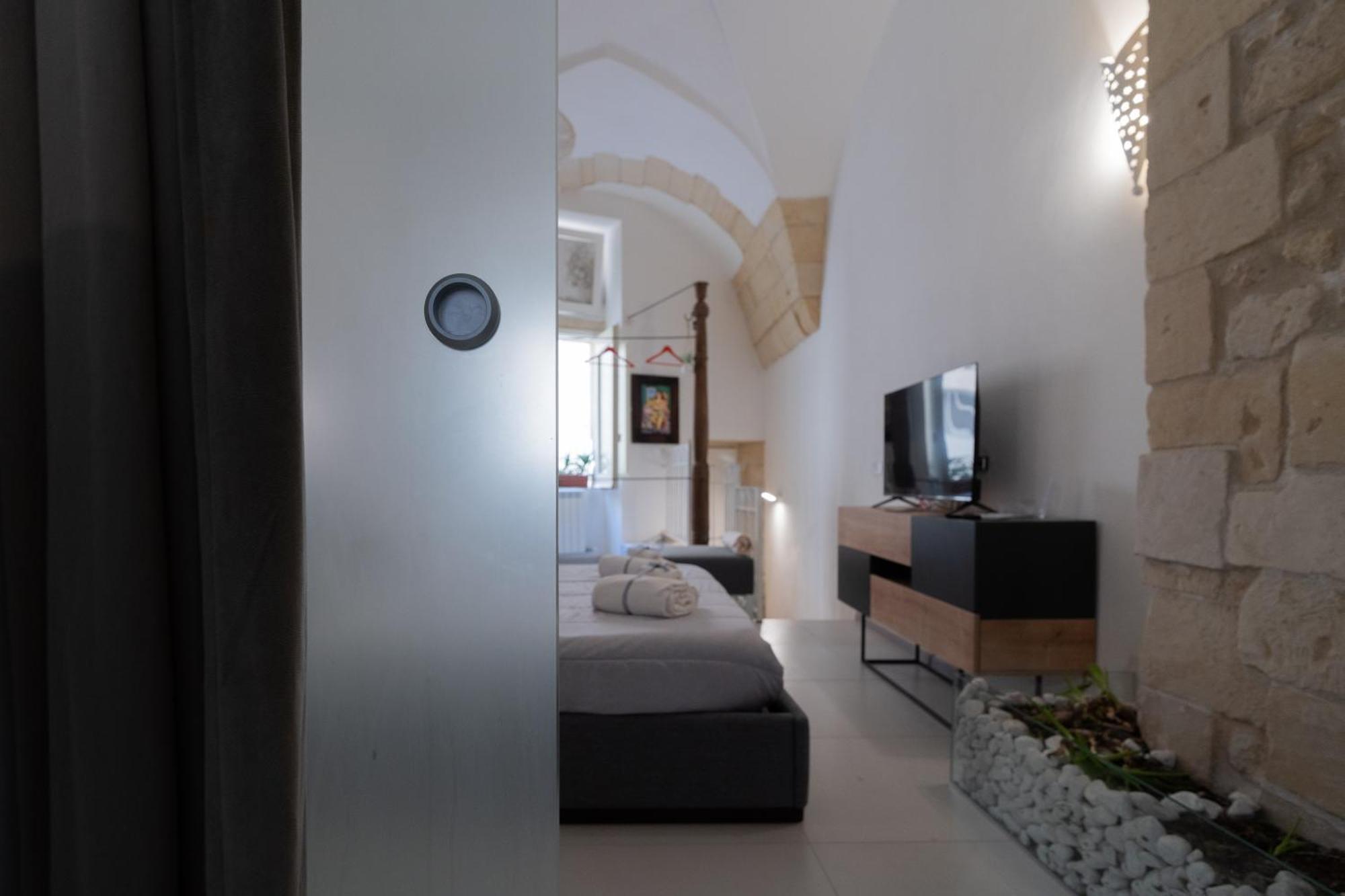 Dimora Barocca Luxury Suites Лече Екстериор снимка