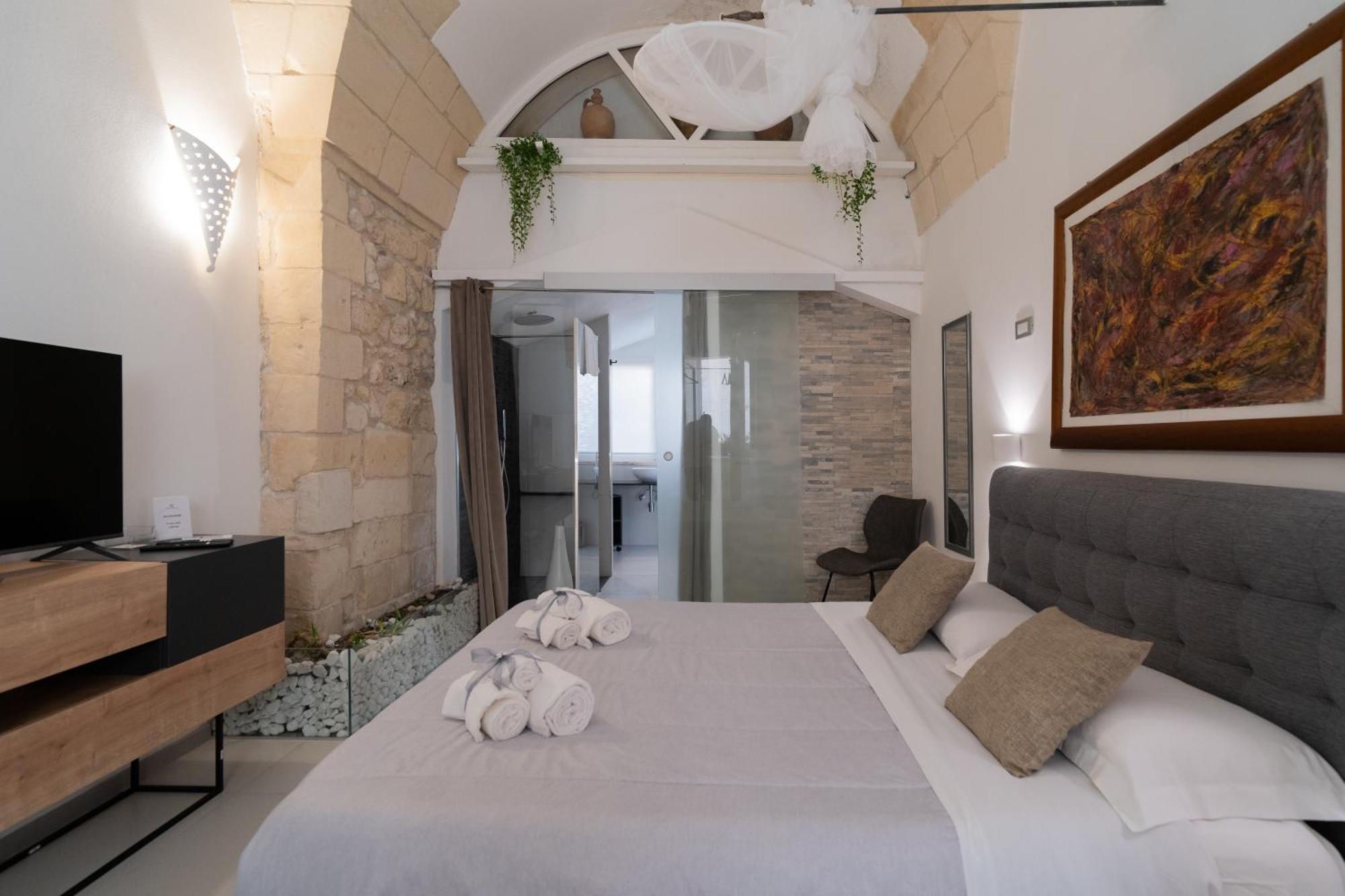 Dimora Barocca Luxury Suites Лече Екстериор снимка