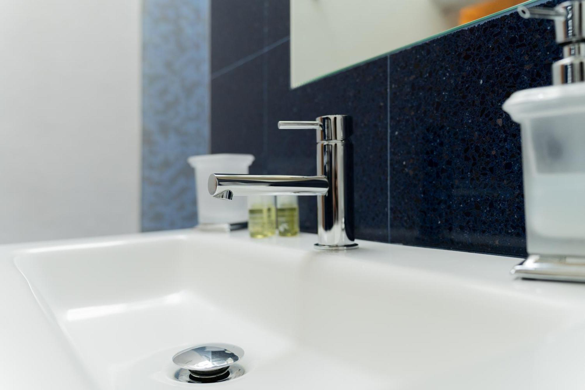 Dimora Barocca Luxury Suites Лече Екстериор снимка